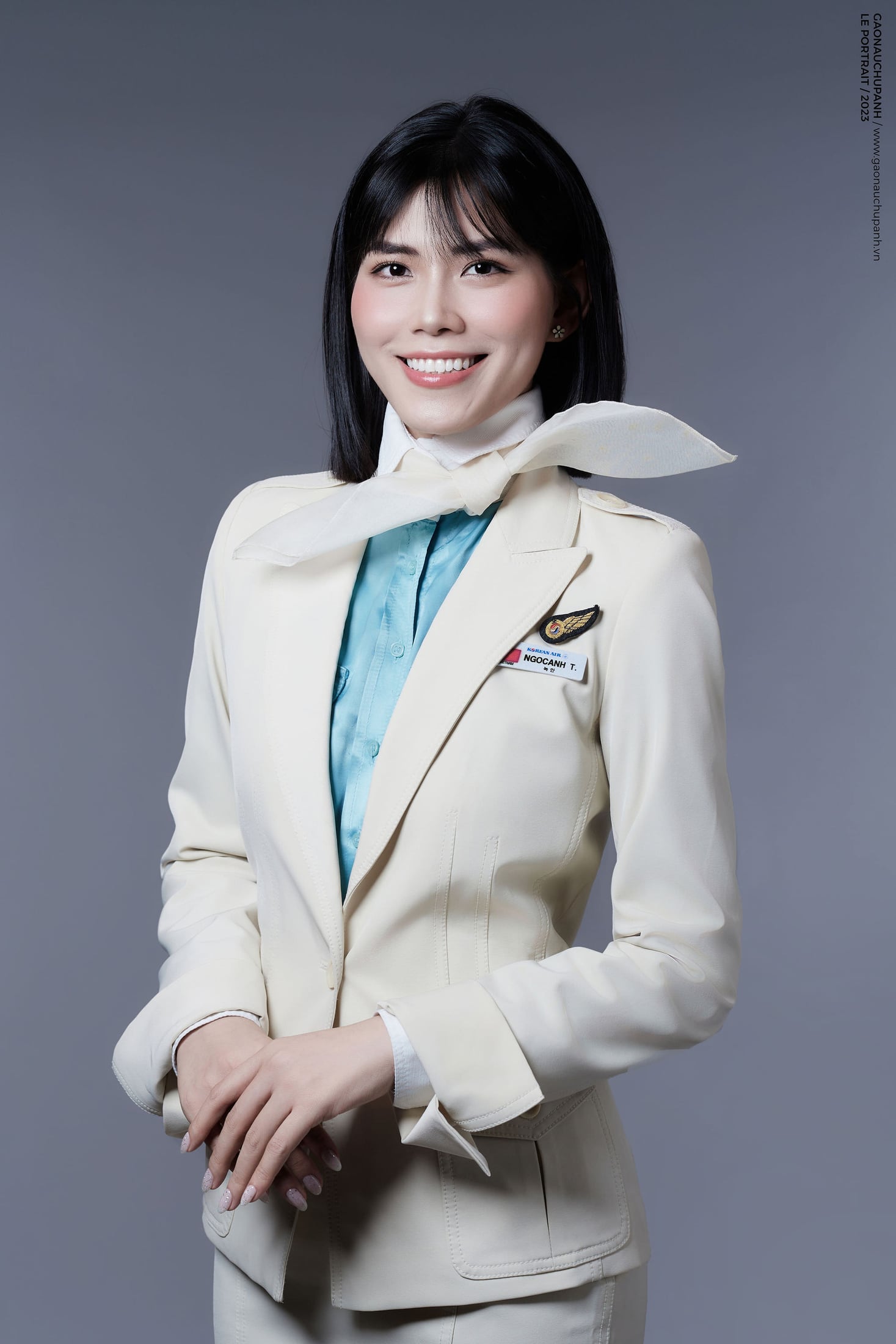 Ảnh thẻ phỏng vấn tiếp viên hàng không tại TP.HCM, nền sáng rõ nét